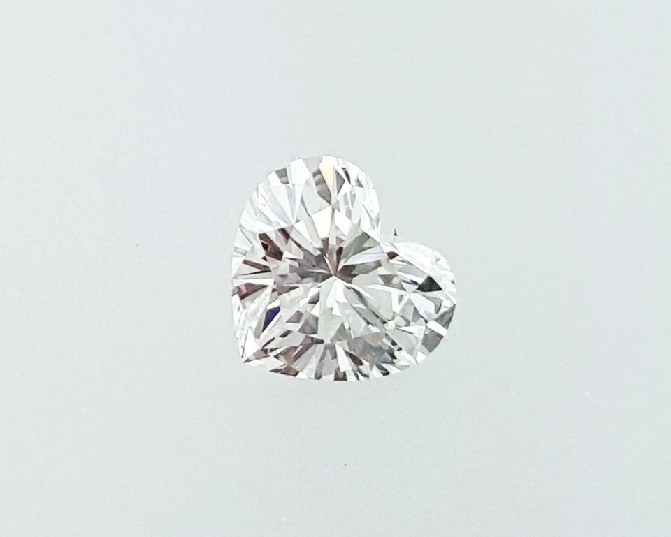 Natural LOOSE DIAMOND 0.72 CT H Color VVS2 Heart Cut Brilliant GIA Certified - Image 3 of 4