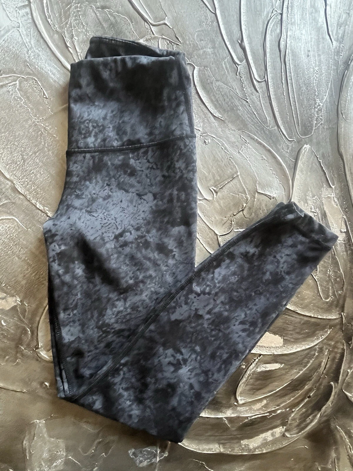 yogalicious high rise marble print workout pants