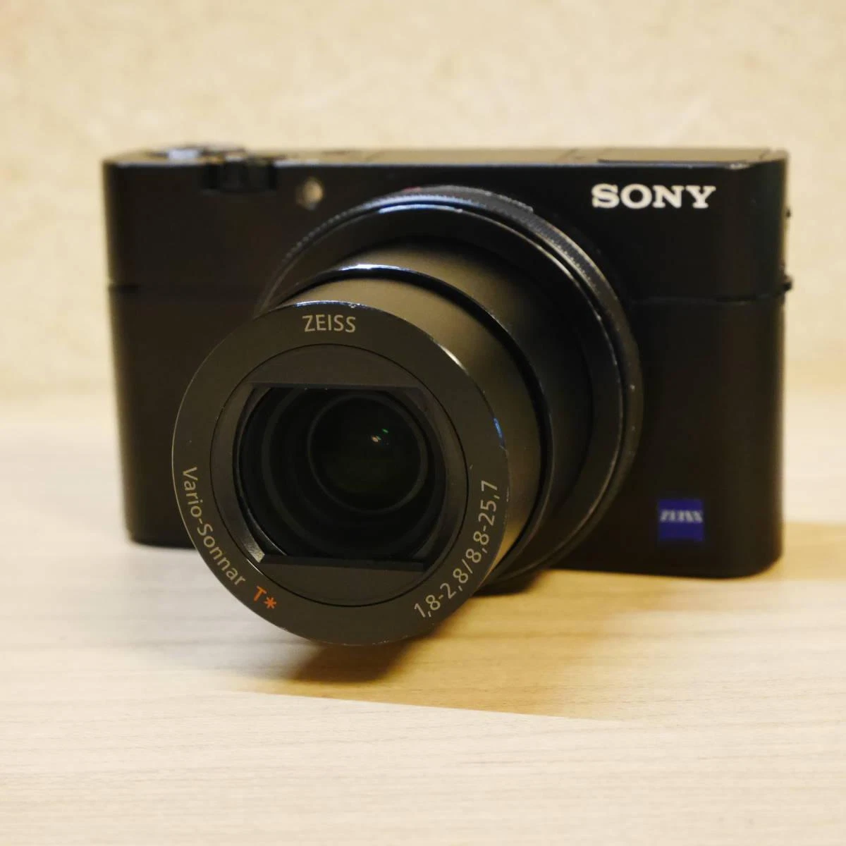 Sony RX100V Cyber-Shot Digital Camera 20.1MP CMOS DSC-RX100M5 Black Used Japan
