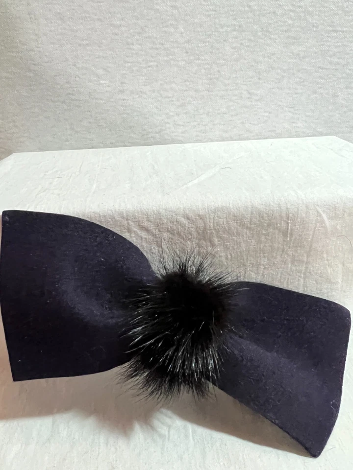 Nuevo Clip de moño de pelo hecho a mano fieltro azul medianoche y bola de piel de visón negro 8" x 3" Foto 2 de 4
