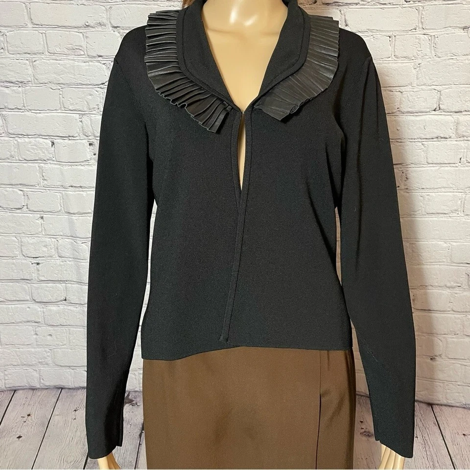 Cárdigan Vintage Pamela McCoy Negro Tejido Cuero Cuello Plisado Talla S Foto 2 de 4