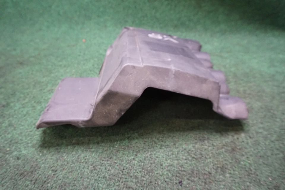 Cubierta del motor Nissan Pathfinder 2005 2006 07 08 09 10 11 12 4,0 L OEM 14041-EA200 Foto 4 de 4