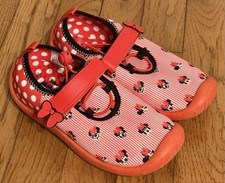 Girls 13/1 Disney Ground Up Minnie Mouse Character Quick-Drying Water Shoes