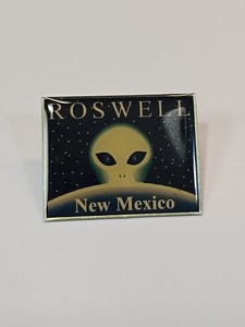 Roswell New Mexico Travel Souvenir Lapel Pin Alien