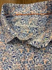 Robert Graham Men s XL Light Blue Classic Fit Button Down Shirt