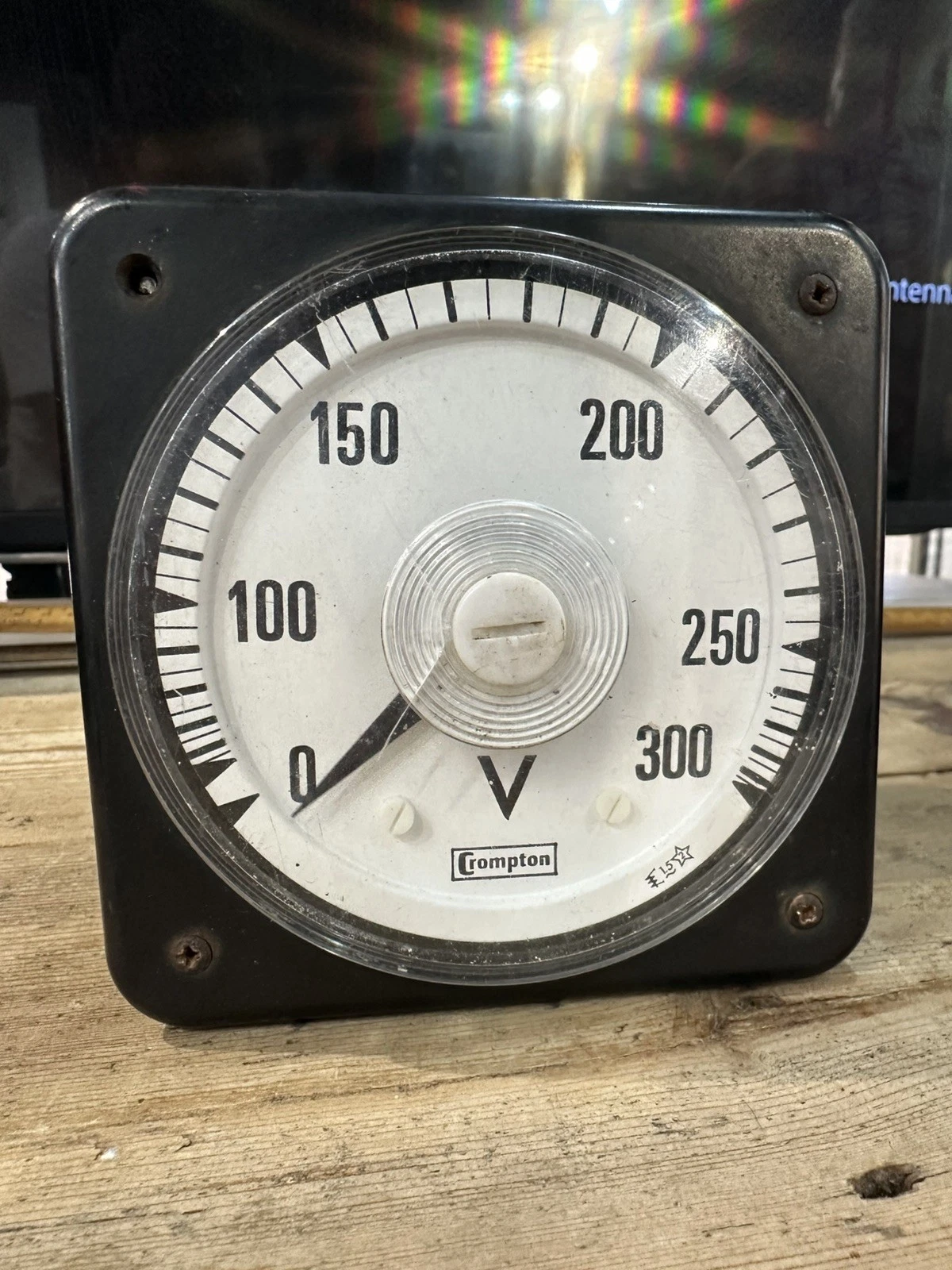 Crompton 077-08 Voltage Meter - Untested