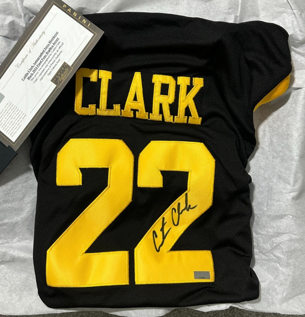 Caitlin Clark Panini Authentic Signed Jersey Autograph Iowa 2024 Final Four 4