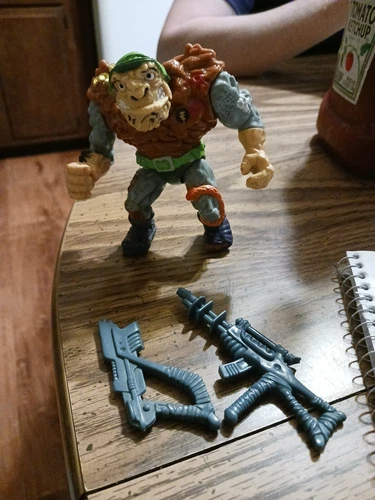 Teenage Mutant Ninja Turtles TMNT (Vintage 1989) GENERAL TRAGG +  2 Accessories