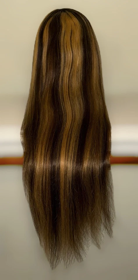 Beautiful,30 Inch,100% Human Hair,Straight texture,Brown & Blond Highlights,Wig - Image 3 of 4