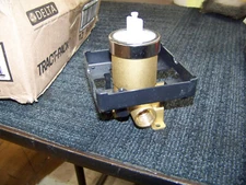 Delta Multichoice Valve Body Only w/ 1/2" Threaded Inlet & Outlet R10000-IP New