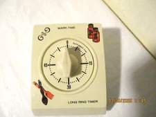 VTG Retro MCM Mark-Time Kitchen Timer Rectangular Orange Shakers/Utensils Design