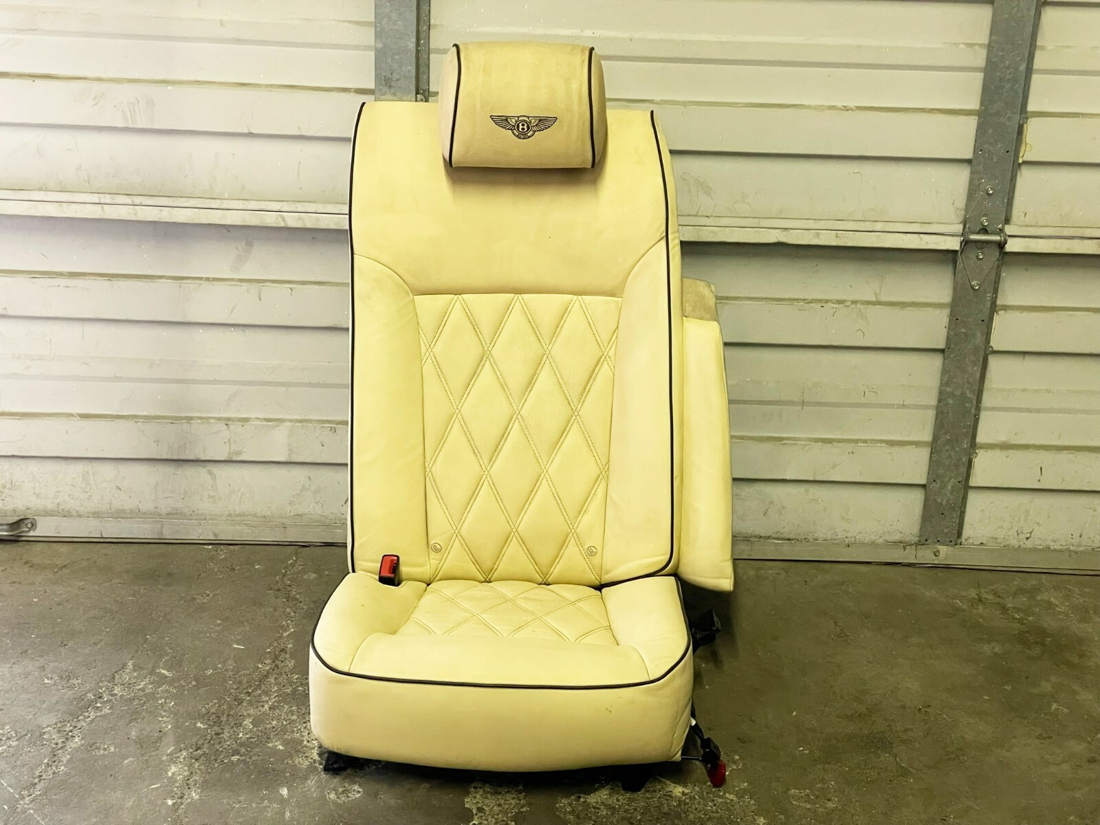 06-13 Bentley Continental Flying Spur Rear Right Captains Seat Chair MAGNOLIA 09