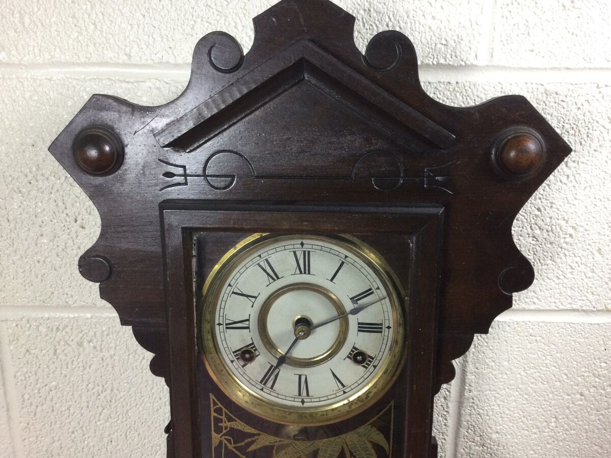 New haven clock Co. 8 day time & strike clock oak case with New haven clock Co. 8 day time & strike clock oak case with