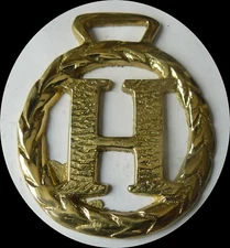 "H" ALPHABET         Horse brass  (N686)