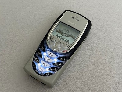 Genuine Nokia 8310 (Factory Unlocked) GSM cell Phone For