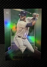 2020 Panini Chronicles - Titanium Yordan Alvarez #15 Green Parallel (RC) 🔥