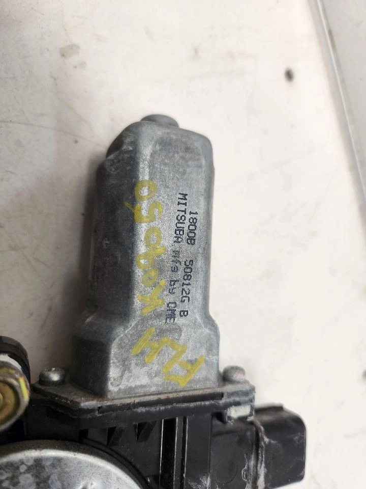 2003-07 Honda Accord (Sedan) Drivers Left Window Regulator - Electric - Image 2 of 4