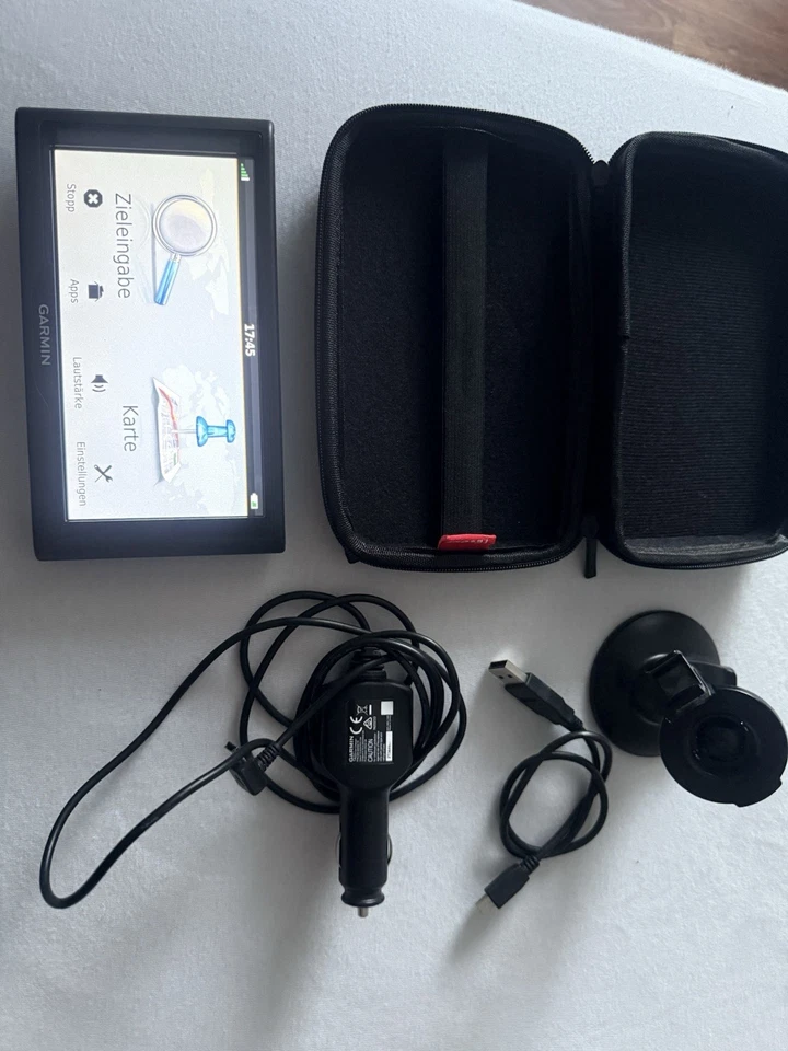 GARMIN NÜVI 67 - Bild 2 von 4