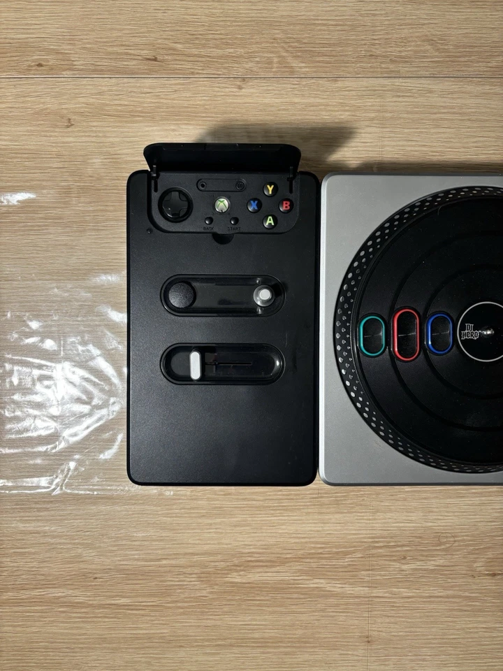 DJ Hero Wireless Turntable Controller (Xbox 360) Tested/Working! ✅ - Image 2 of 4