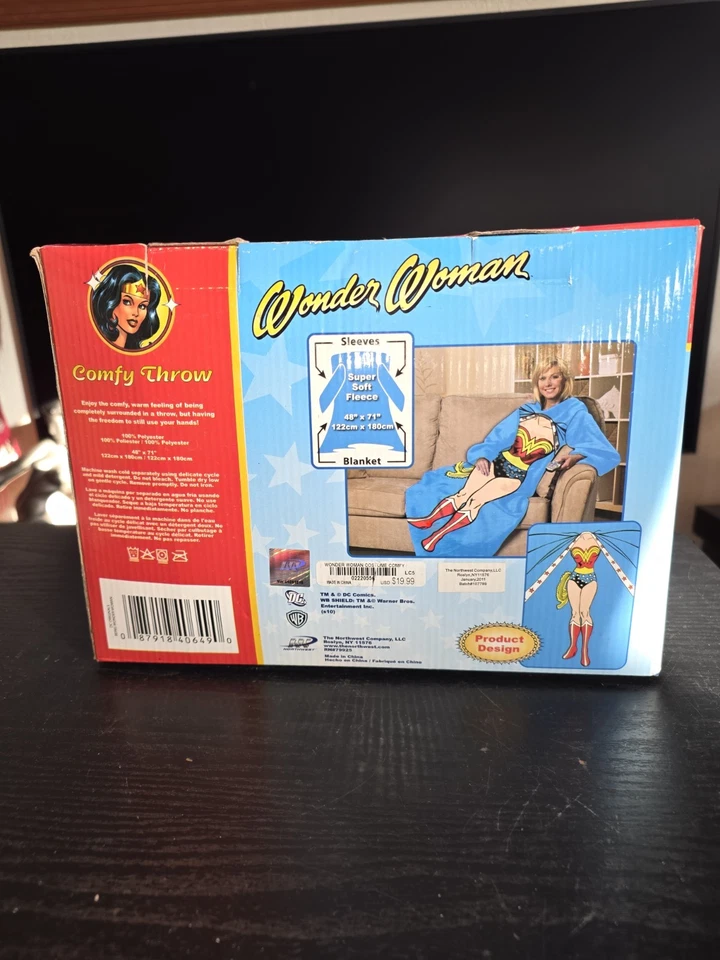 DC Comics Elite Wonder Woman Adult Comfy Throw Blanket With Sleeves 48”x 71” - Image 3 of 4