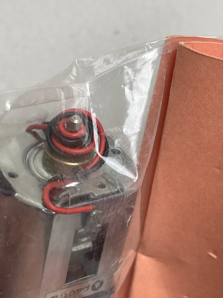 1960`s PACTRA 1/24 ТРАССОВАЯ АВТОМОДЕЛЬ «HEMI-98», совершенно новая, запечатанная, МОТОРЫ ДЛЯ БАНОК С ПРОВОДАМИ - Изображение 4 из 4