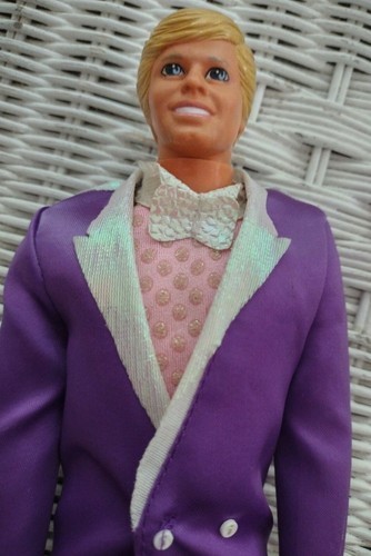 DOLL - KEN - WITH PURPLE SUIT JACKET - GOOD CONDITION -  BODY 1968 - HEAD 1983 - Picture 3 of 10