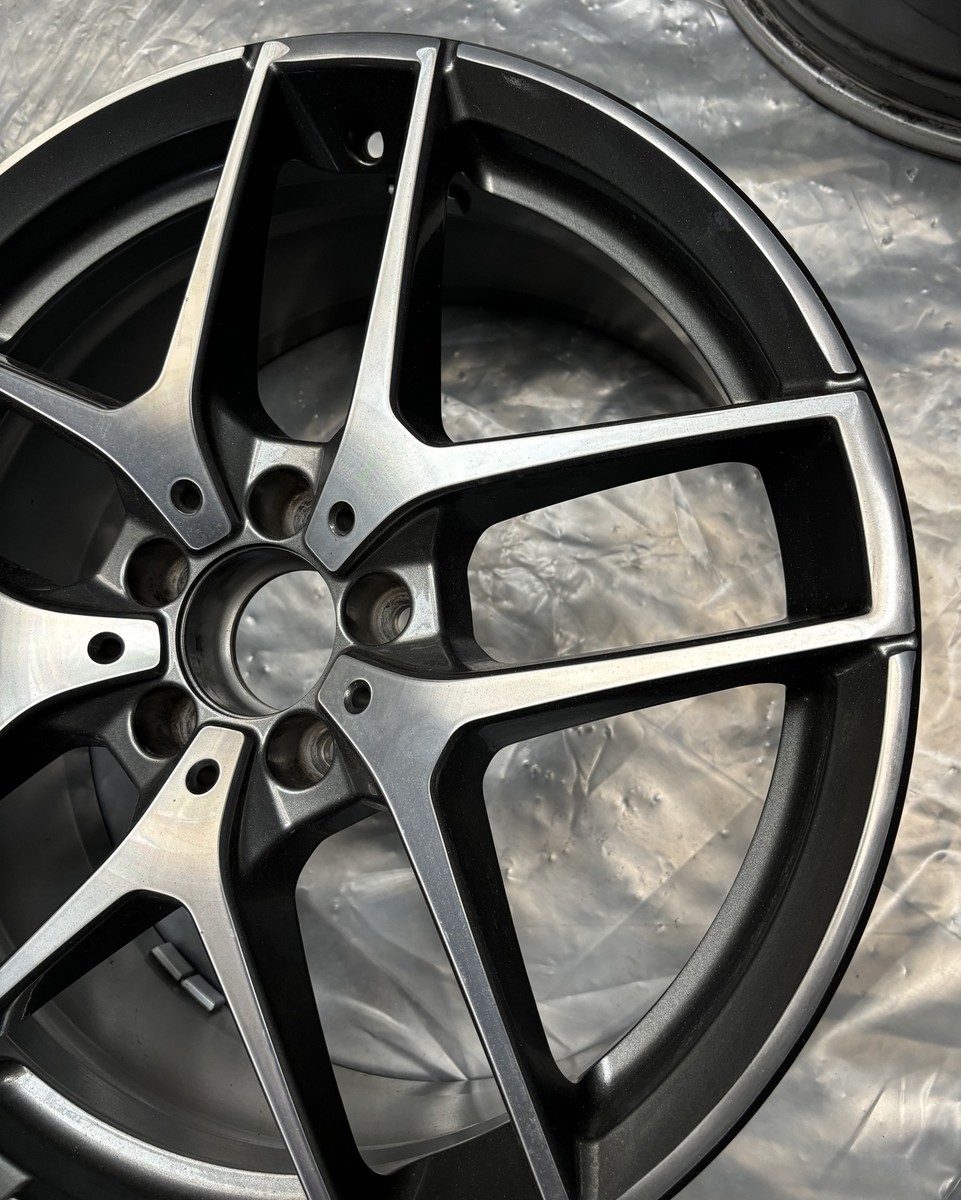 4 Orig Mercedes-Benz Alloy Wheels AMG 8Jx19 ET43.5 A1564010700 Gla