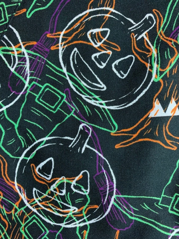 TAFFORD SCRUB TOP SIZES XS, S, M, HALLOWEEN AFRAID OF THE DARK, BLACK OUT NWT - Image 3 of 4