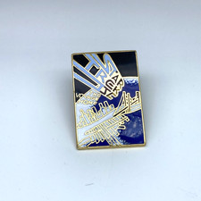 Star Trek The Voyage Home Metal Pin Badge - Star Trek Collectables X19724