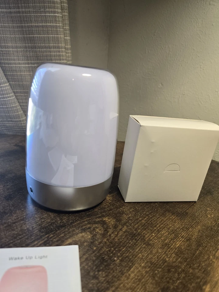 Wake Up Light A200 Touch Control Bed Side Lamp LED & Digital Clock - Image 4 of 4