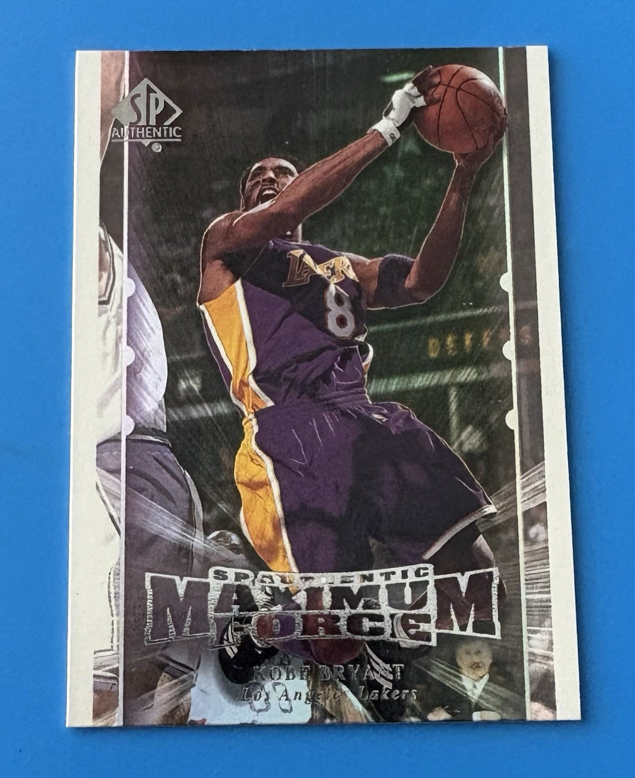 1999-00  UD SP Authentic - Maximum Force Insert Kobe Bryant  #M8 Lakers