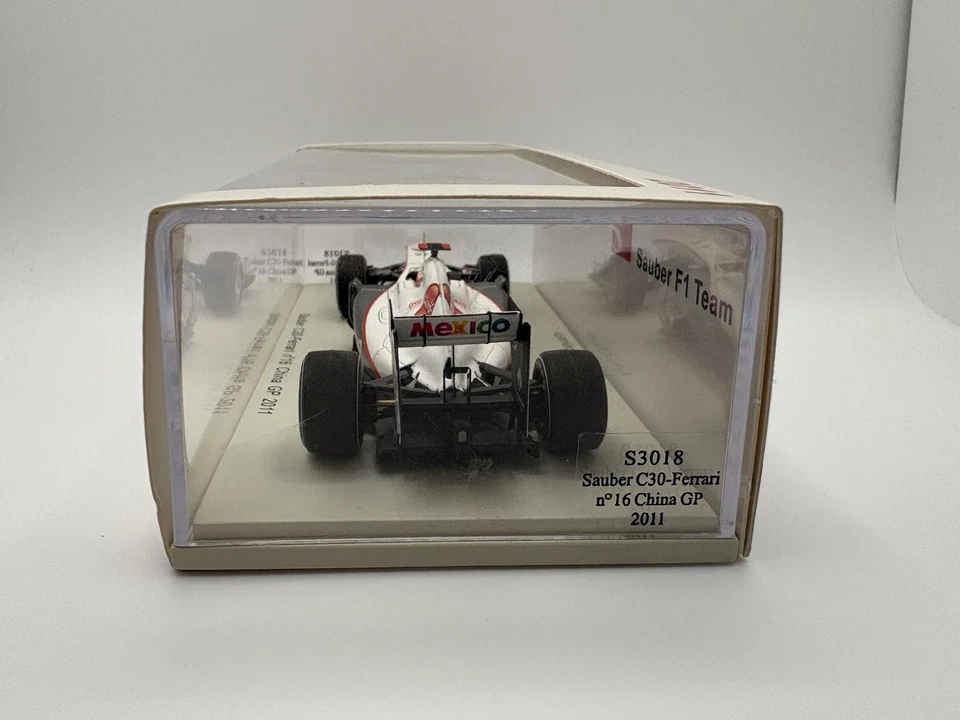 Spark S3018 SAUBER C30-FERRARI N16 CHINA GP 2011 1/43 - Immagine 3 di 4