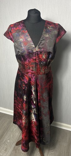 PER UNA Occasions Dress. Thick Heavy Material New With Tags Wool Blend UK12 - Picture 2 of 10