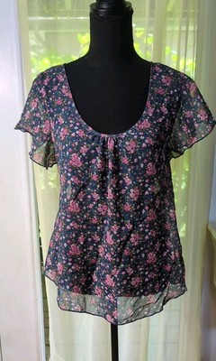 Rue 21 Woman's Large Sheer Floral Flowy Blouse With Butterfly Open Back 