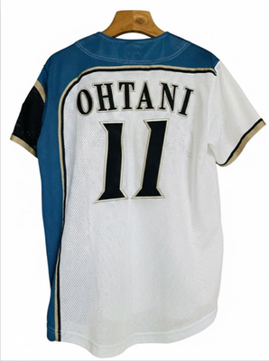 OHTANI 11番 日本ハムファイターズ ユニフォーム OHTANI 11番 日本ハムファイターズ ユニフォーム