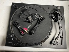 Audio-Technica AT-LP120XUSB Turntable - Black needs new needle 
