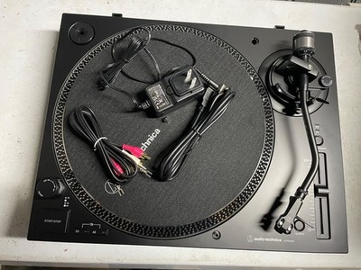 Audio-Technica AT-LP120XUSB Turntable - Black (needs new needle)