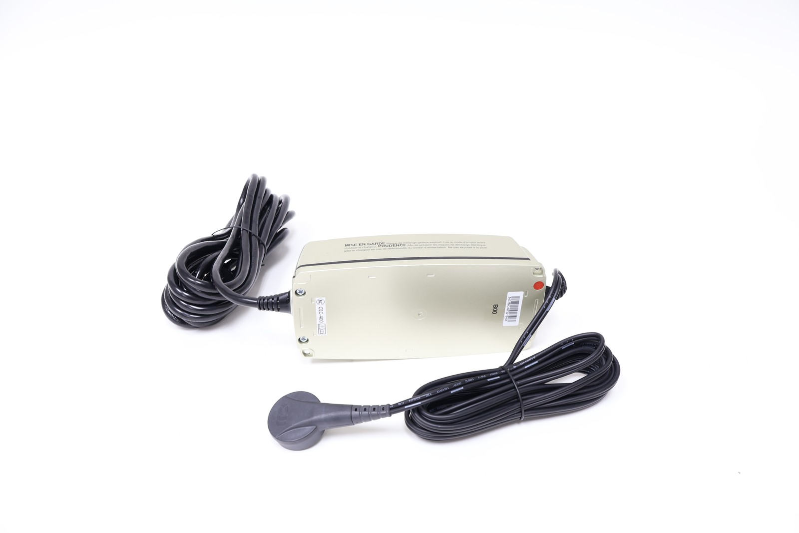 BE-3Y0915685A BATTERY CHARGER  Bentley NEW