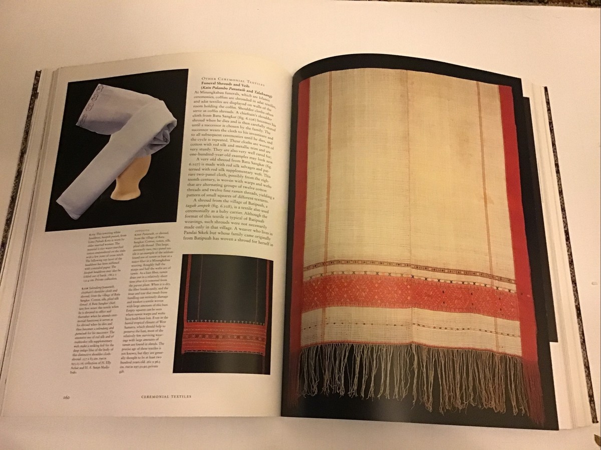 Walk In Splendor Ceremonial Dress And The Minangkabau By Anne