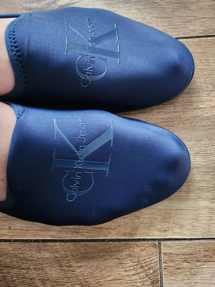 Best slippers outlet for jeans