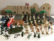 Lot of Plastic Army, Soldier Men, Figures  Accessories. Fence, Trees  More 