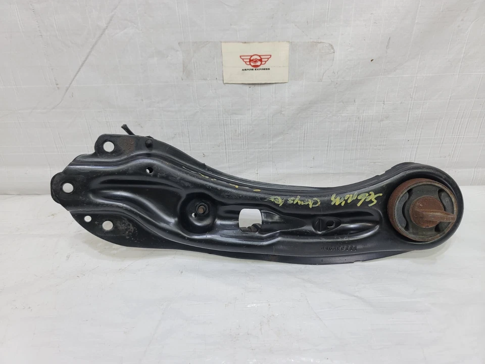 2007-2010 Chrysler Sebring Rear Right Passenger Trailing Control Arm 68275401AC Foto 4 de 4