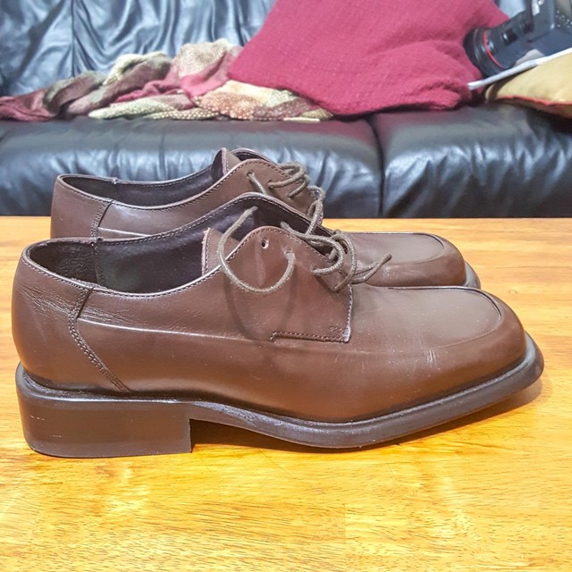 hard bottom dress shoes