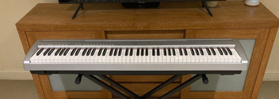 Yamaha P-95S Digital Electronic Piano / Keyboard/barely used  