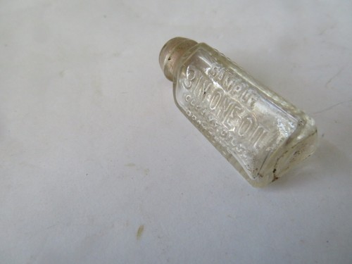 FISHING VINTAGE-ANTIQUE THREE SIDED GLASS "3 IN ONE OIL" 2" TALL