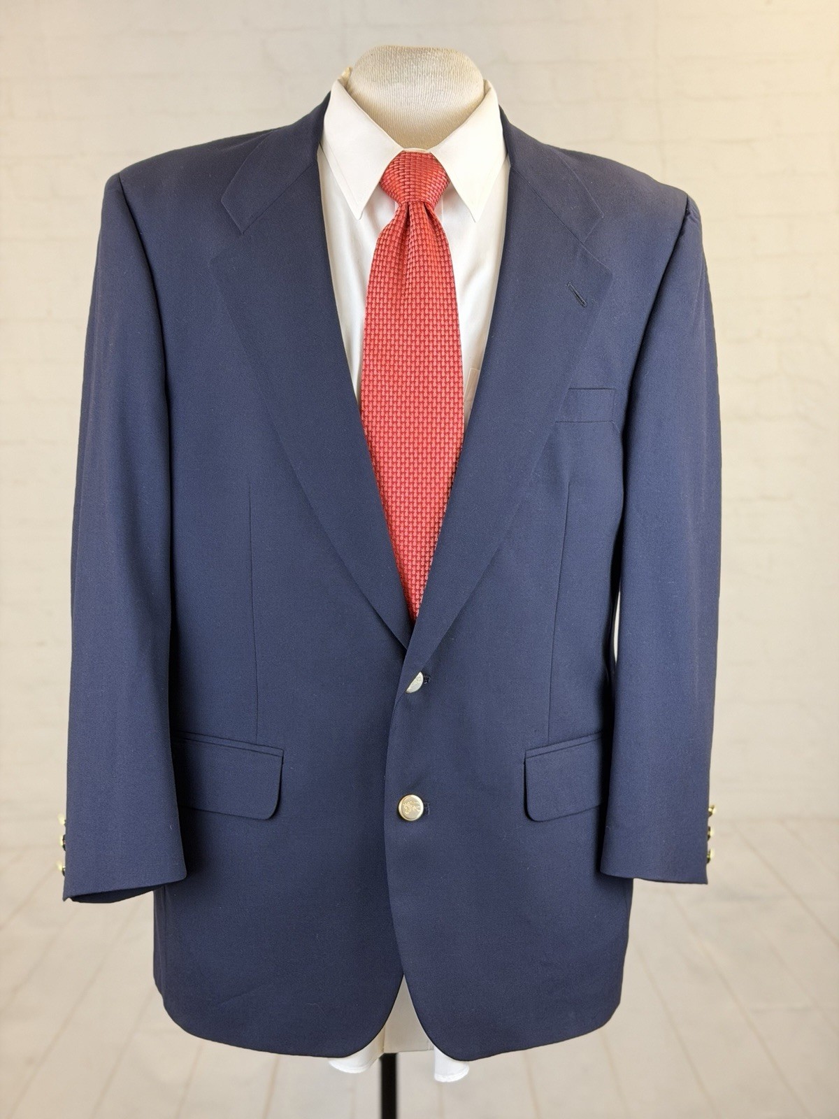 Vintage Burberry Men's Navy Blue Super 100s Wool Blazer 42R $2,395 Two Button