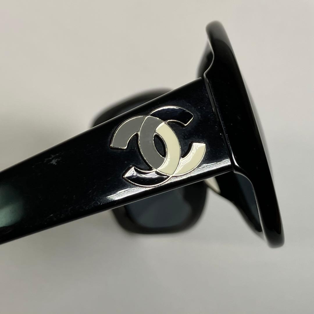 CHANEL 5101 Black Rectangular Sunglasses Two-Tone… - image 9