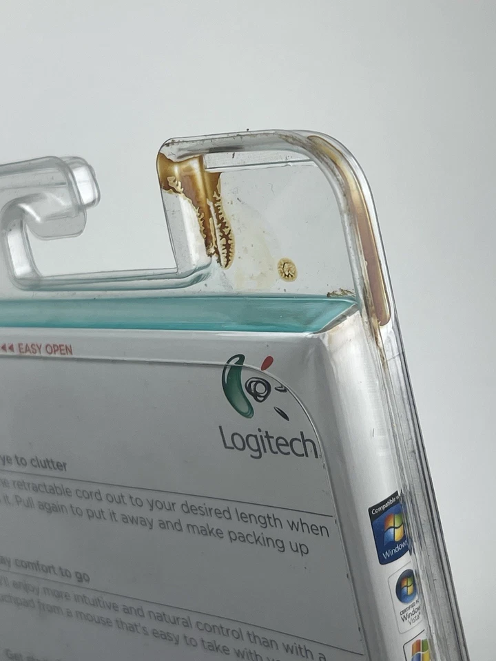 Logitech M125 Retractable CORDED Mouse For Laptop Or Netbook Sealed 2011 - Image 3 of 4