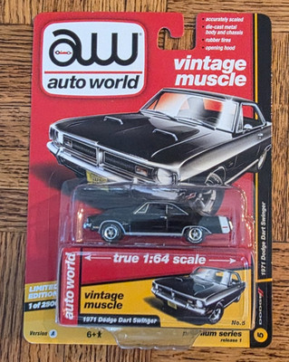 AUTO WORLD PREMIUM R1 VINTAGE MUSCLE 1971 DODGE DART SWINGER #5 A 1/2,500