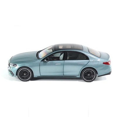 NEU Mercedes-Benz W214 E AMG Verdesilber 1:18 iScale MODELL Norev Dealer Version